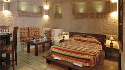 اتاق دو تخته هتل صخره ای لاله کندوان اتاق دو تخته هتل صخره ای لاله کندوان